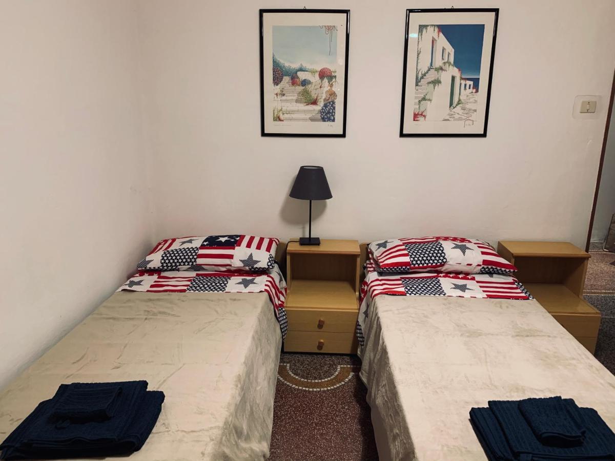 Апартаменти Casa Indipendente A 200 Metri Dal Mare Варацце Екстер'єр фото